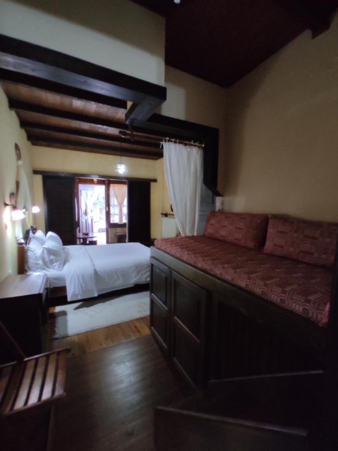 Xenonas Brizi Otel Eláti Dış mekan fotoğraf
