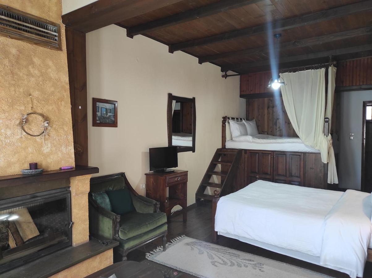 Xenonas Brizi Otel Eláti Dış mekan fotoğraf