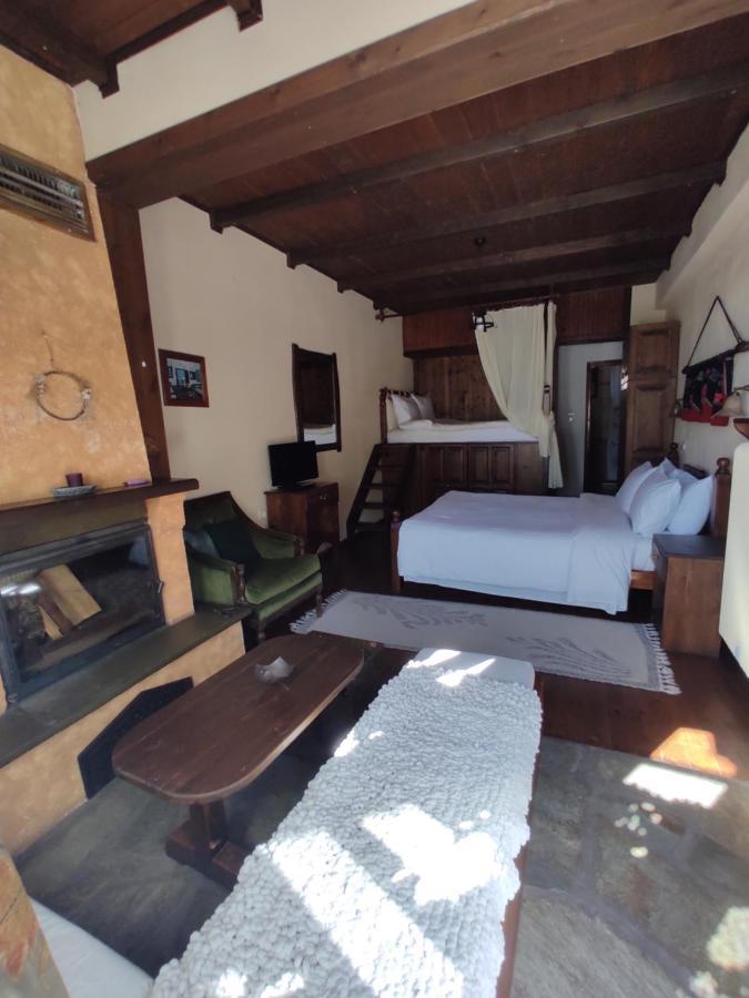 Xenonas Brizi Otel Eláti Dış mekan fotoğraf