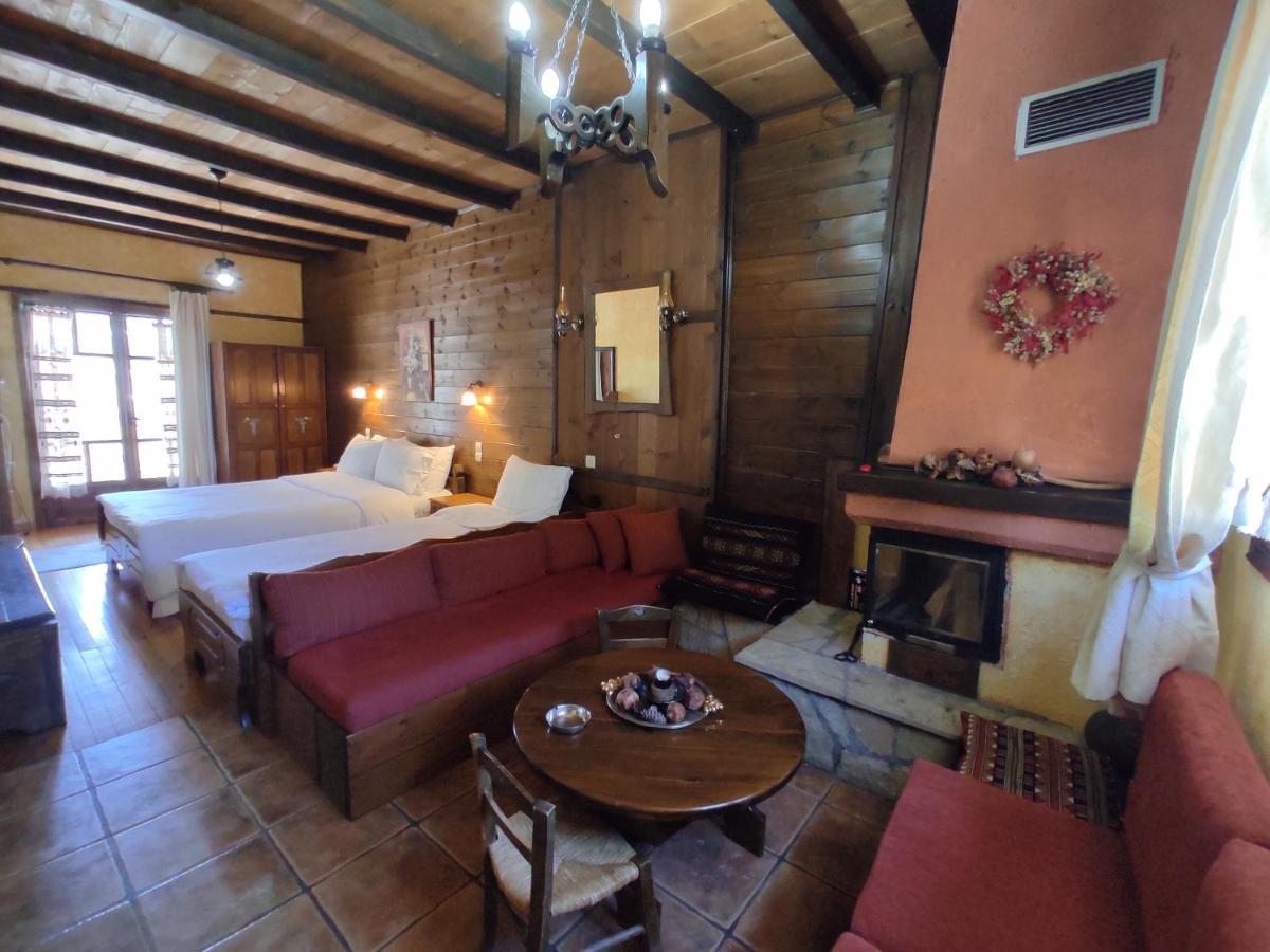 Xenonas Brizi Otel Eláti Dış mekan fotoğraf
